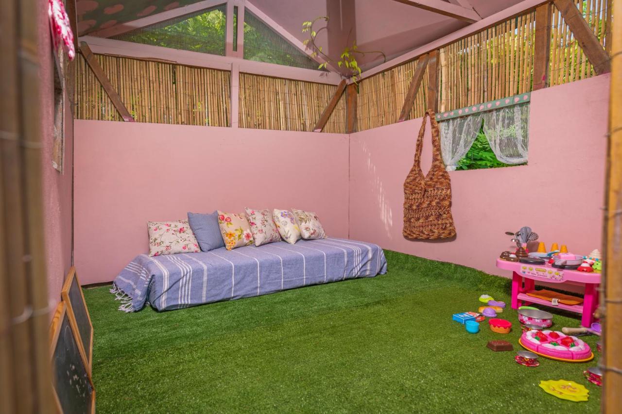 Anna'S Brilliant Villa In Ialysos Екстер'єр фото